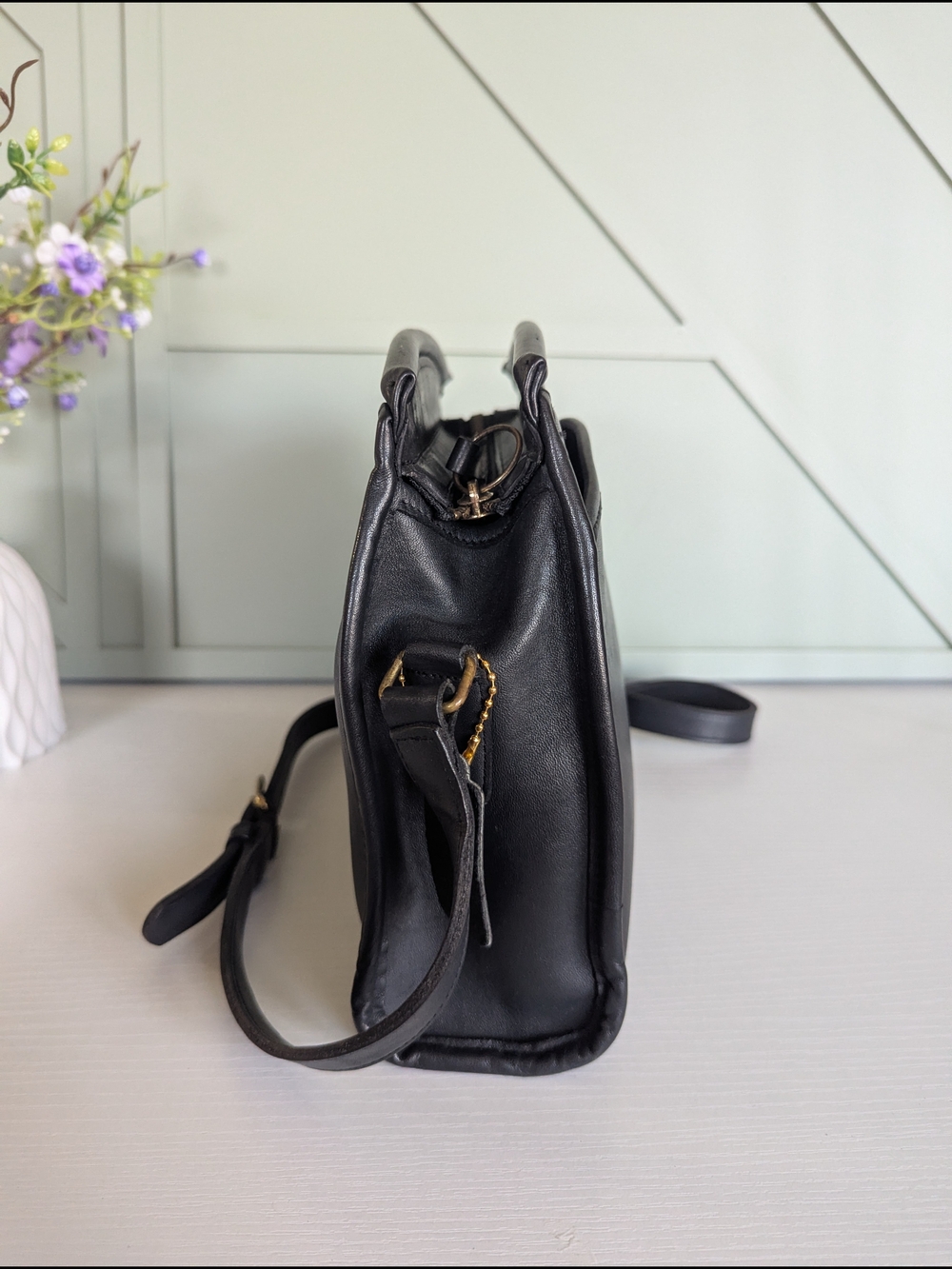 vintage Coach Devon Bag (Style #9908) from the 1990s, made of black glovetanned - Picture 6 of 14